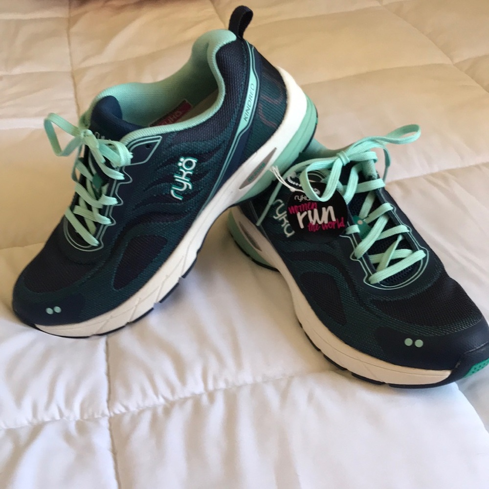 NWT Ryka Kindred Running Shoe